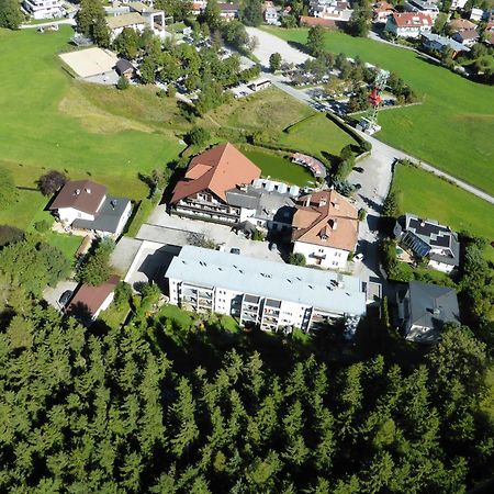 Hotel Gruberhof Innsbruck Igls B&B ภายนอก รูปภาพ